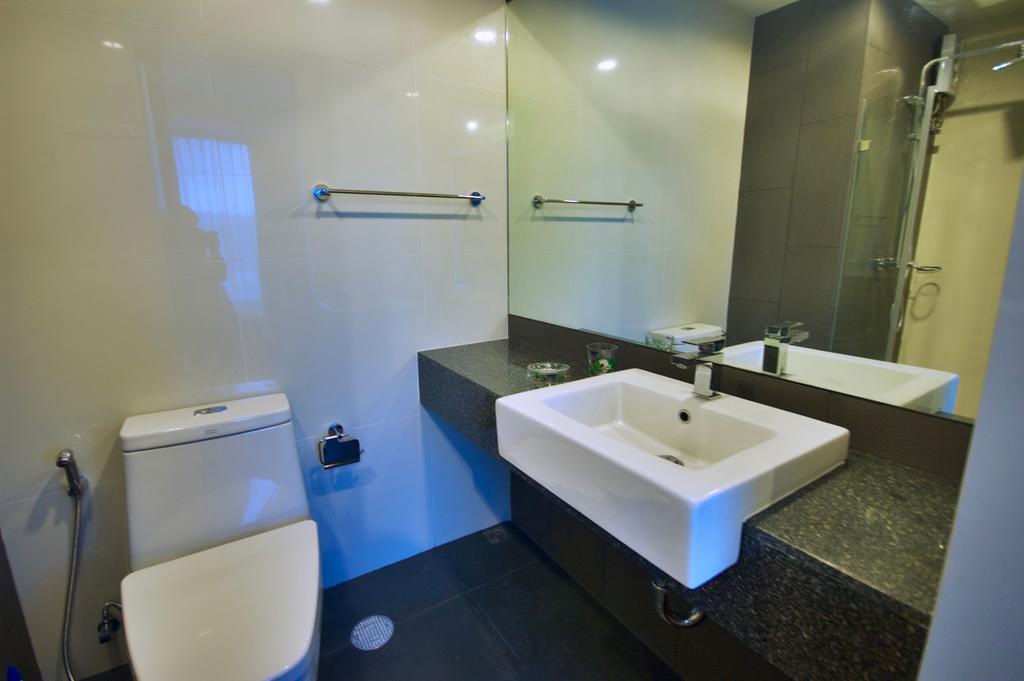 6Th Avenue Surin By Risa Apartment Exterior foto